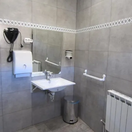 Hostel Hadas -solo Peregrinos - Vegano -bar