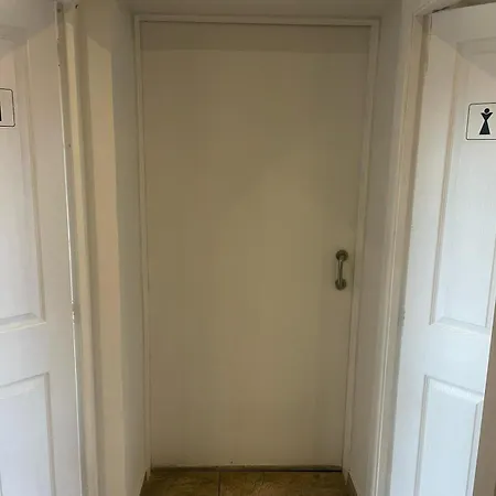 Hostel Hadas -solo Peregrinos - Vegano -bar *