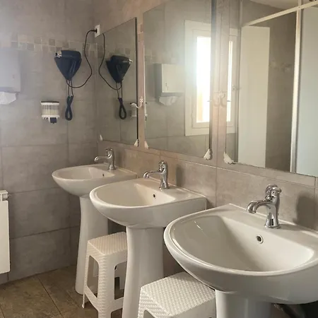 Hadas -solo Peregrinos - Vegano -bar Hostel Reliegos