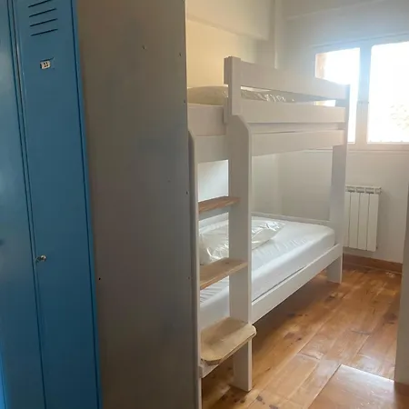 Hostel Hadas -solo Peregrinos - Vegano -bar