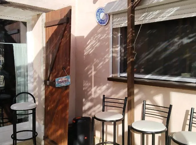 호스텔 Hadas -solo Peregrinos - Vegano -bar *