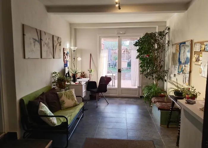 호스텔 Hadas -solo Peregrinos - Vegano -bar Reliegos