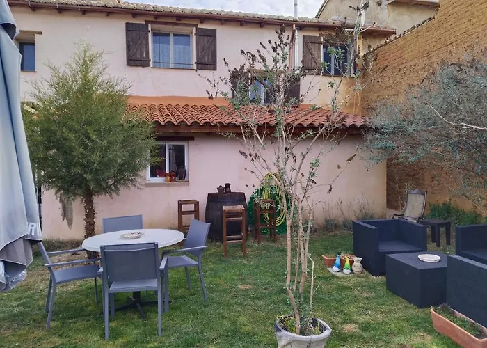 호스텔 Hadas -solo Peregrinos - Vegano -bar *