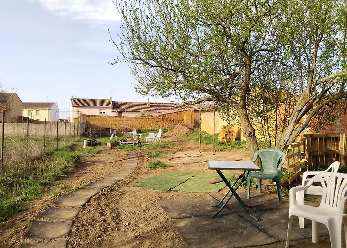 호스텔 Hadas -solo Peregrinos - Vegano -bar