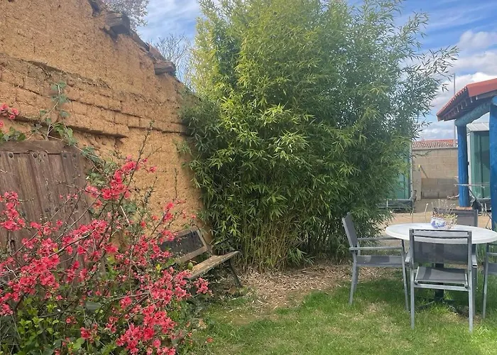 Hadas -solo Peregrinos - Vegano -bar 호스텔 Reliegos