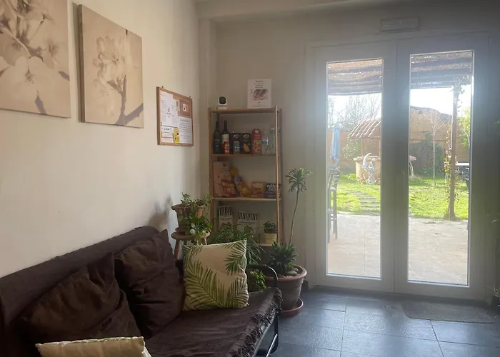 Hadas -solo Peregrinos - Vegano -bar 호스텔 Reliegos