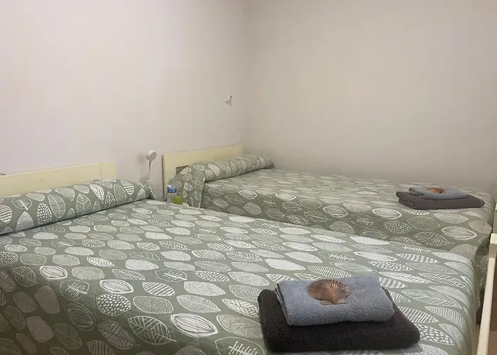 호스텔 Hadas -solo Peregrinos - Vegano -bar